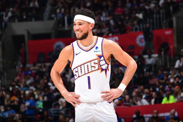 东契奇三双独行侠擒猛龙7连胜 活塞力克尼克斯