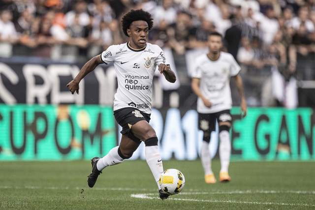 NBA全明星技巧挑战赛:哈利伯顿率步行者队夺冠